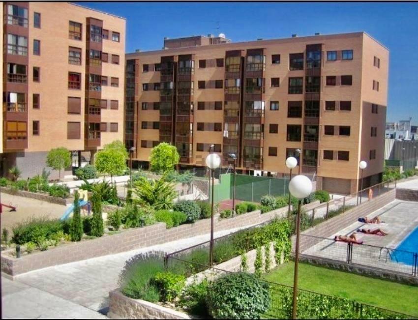 Deyanira Suite, Aeropuerto, Ifema Madrid Dış mekan fotoğraf